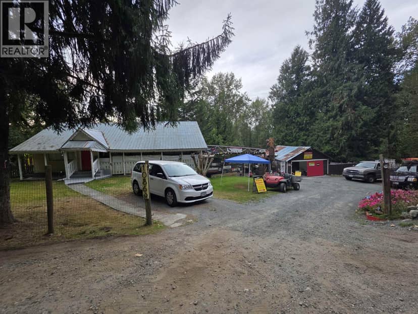 10869 10911 248 STREET, Maple Ridge, photo 3