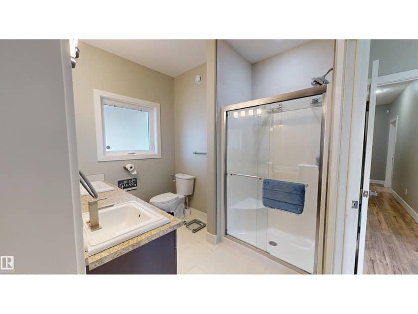 3809 52 AV — photo 22 of 40