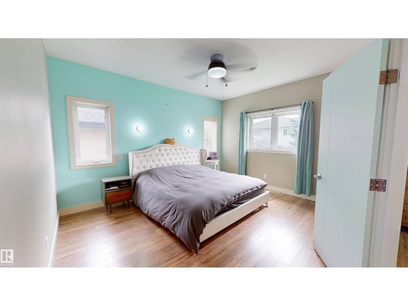 3809 52 AV — photo 18 of 40