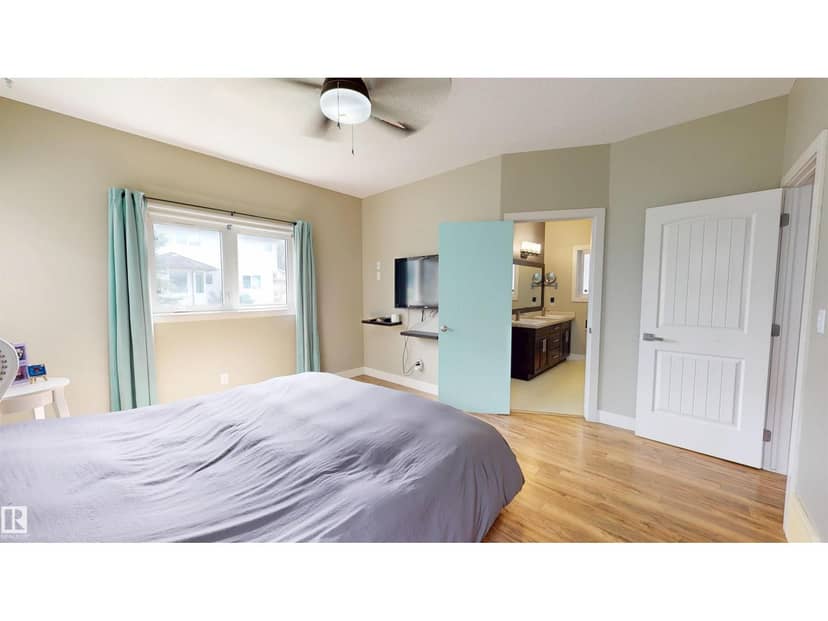 3809 52 AV — photo 20 of 40
