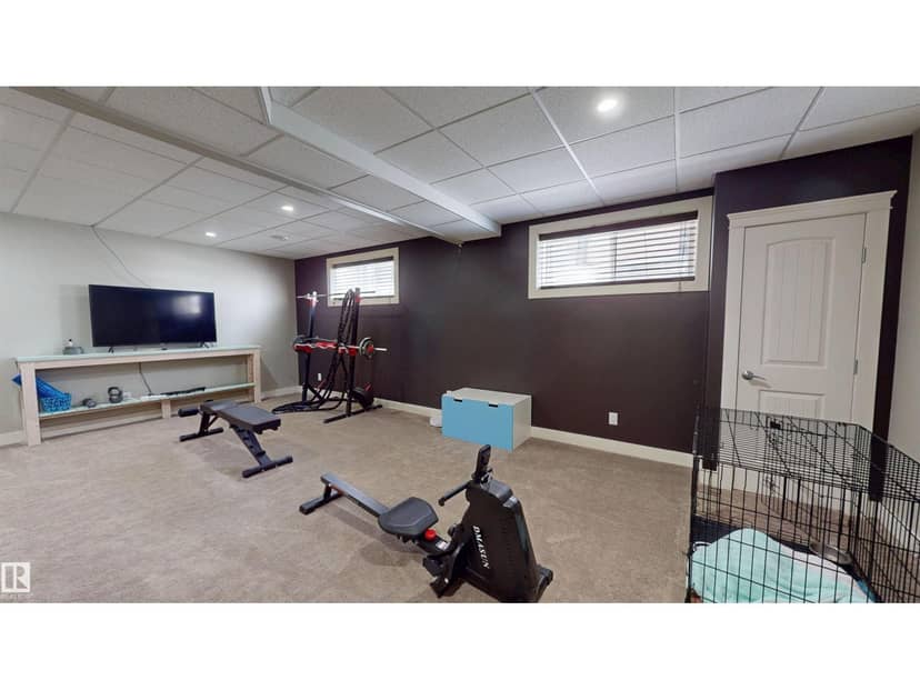 3809 52 AV — photo 34 of 40