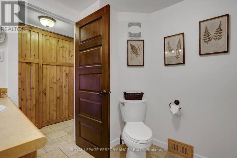 2666 Yorks Corners Road — photo 8 of 40