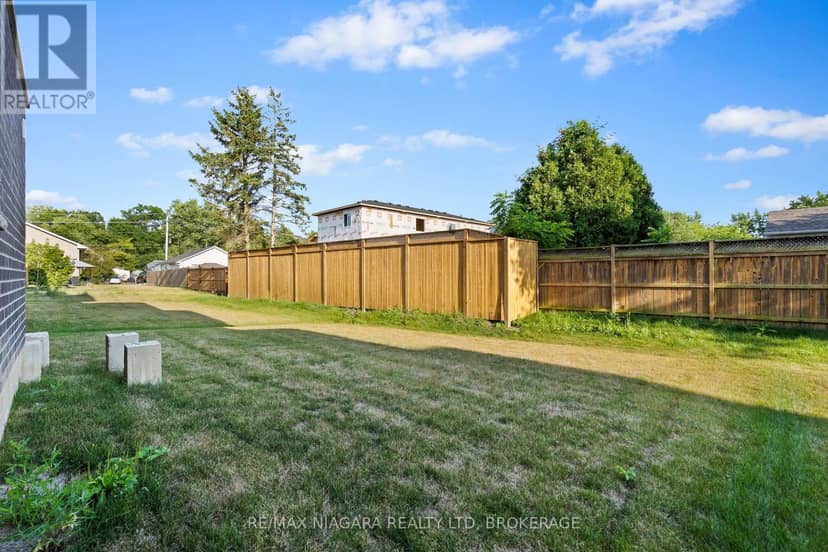 47 Superior Street — photo 25 of 29