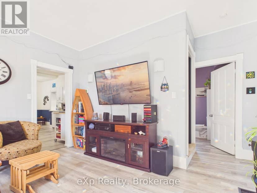 386 6th Avenue — photo 22 of 36