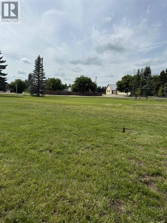 122 2 Avenue W, Rockyford, photo 2