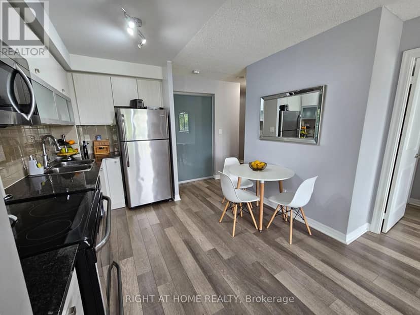 307 - 2015 Sheppard Avenue E — photo 11 of 20