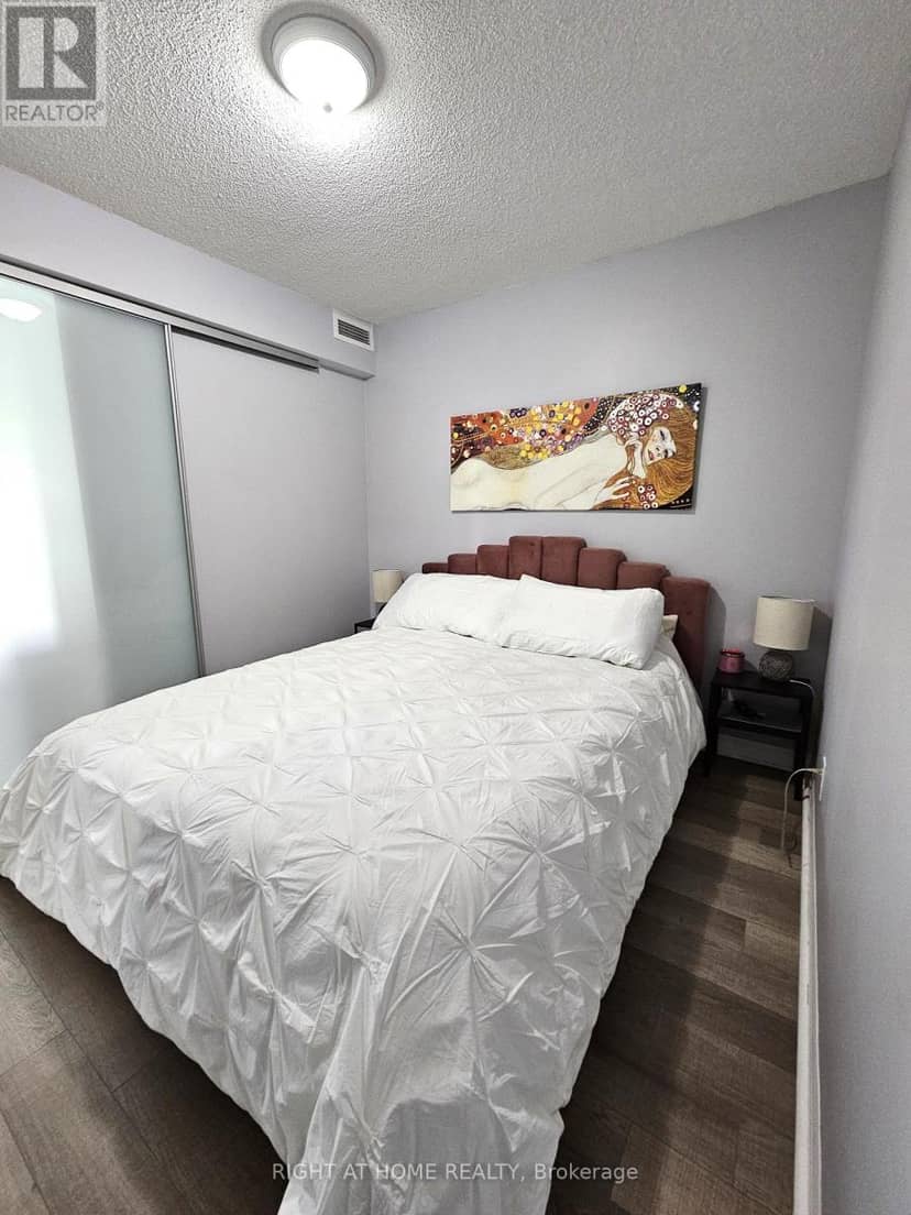 307 - 2015 Sheppard Avenue E — photo 19 of 20