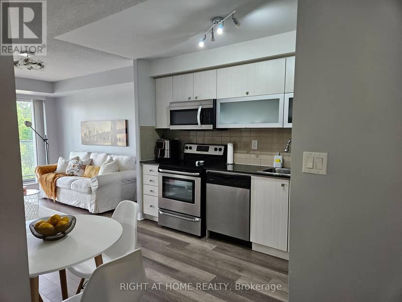 307 - 2015 Sheppard Avenue E — photo 8 of 20