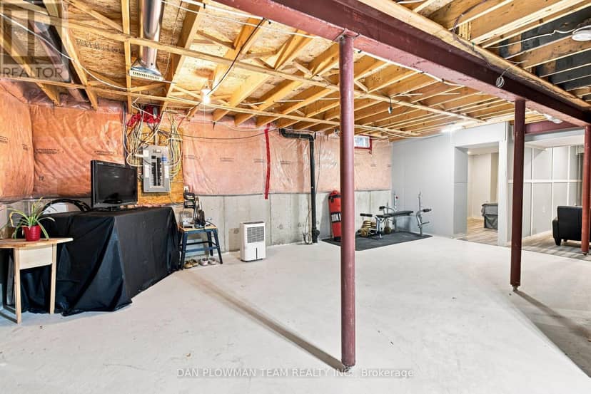 102 Southfield Avenue — photo 40 of 40