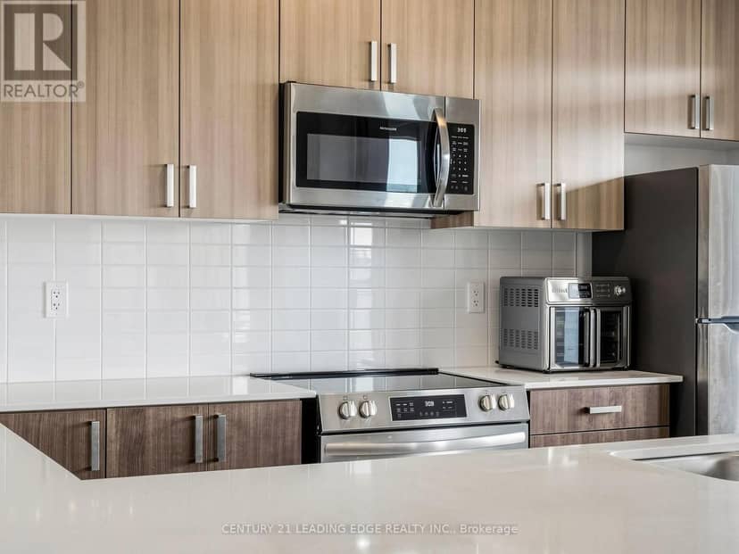 808 - 1865 Pickering Parkway — photo 18 of 40