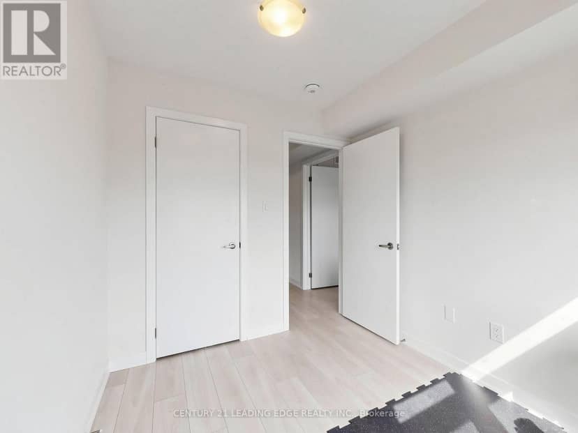808 - 1865 Pickering Parkway — photo 27 of 40