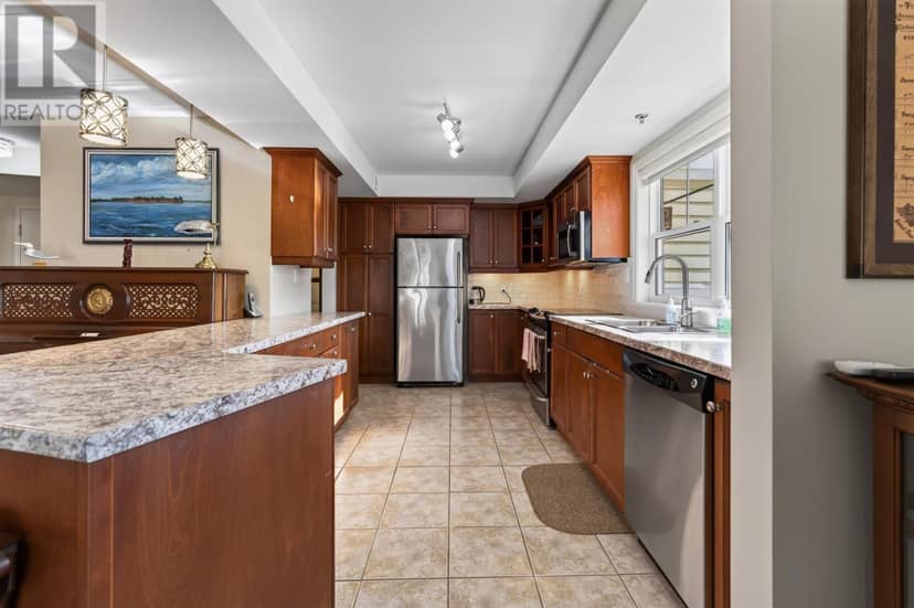 101 1 Haviland Street — photo 9 of 40