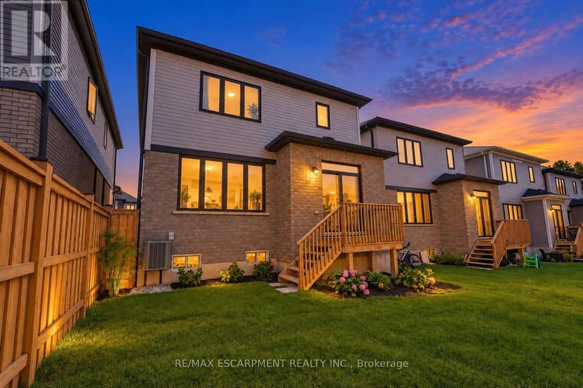 31 Santos Drive — photo 18 of 21