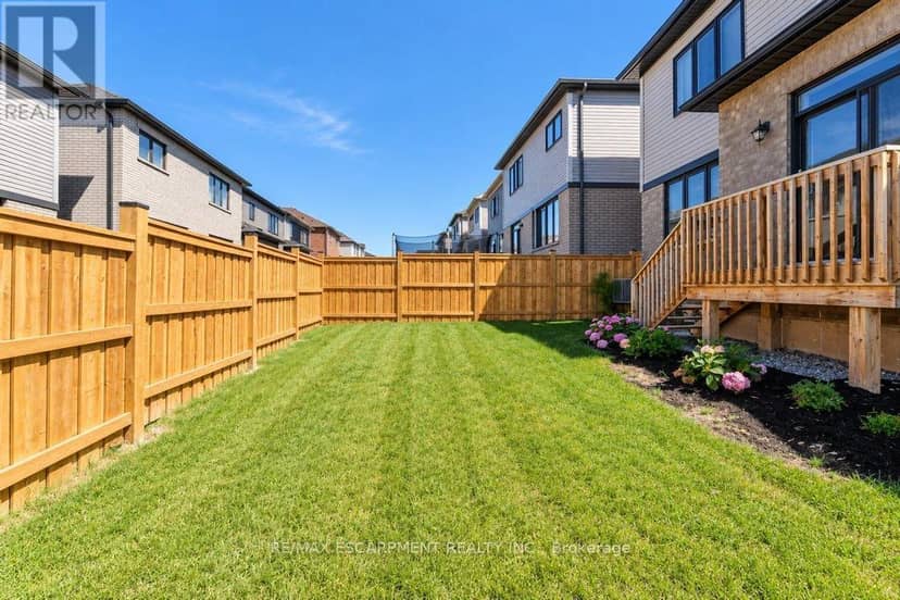 31 Santos Drive — photo 19 of 21