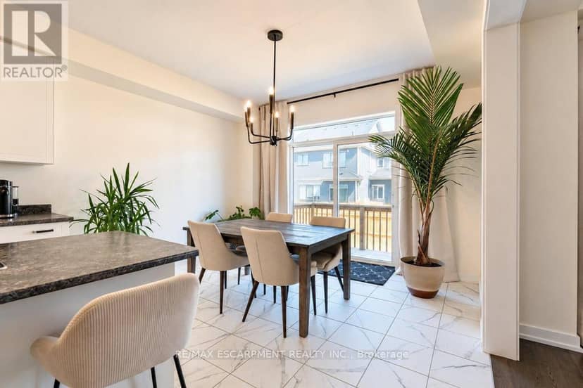 31 Santos Drive — photo 8 of 21