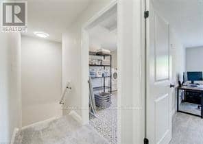 195 Charles Street E — photo 16 of 40