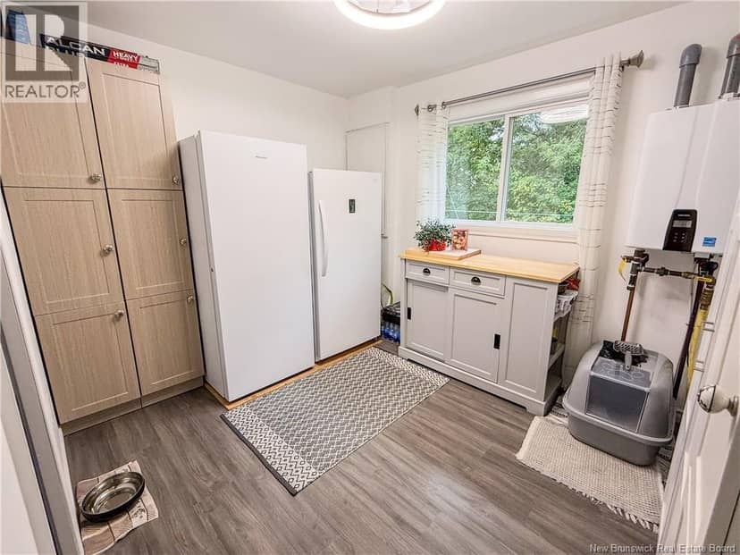 38 Holman Avenue — photo 17 of 40