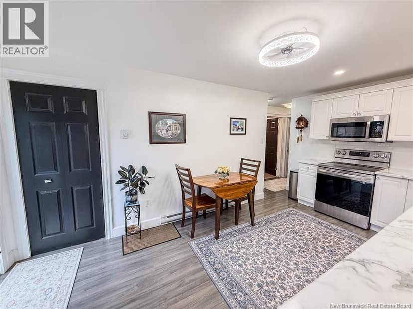 38 Holman Avenue, Sussex, photo 6
