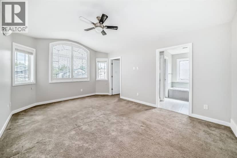 110 CEDAR Square — photo 23 of 31