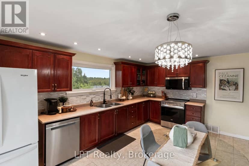 9 Lakeview Avenue — photo 16 of 40