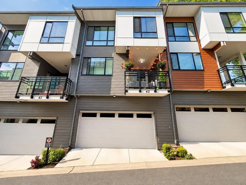 42 16433 19 AVENUE, Surrey