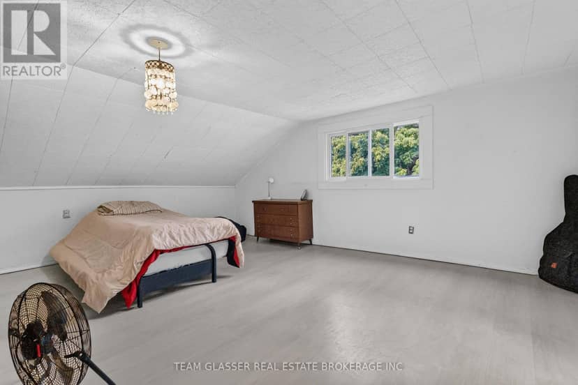 118 Inkerman Street — photo 30 of 40