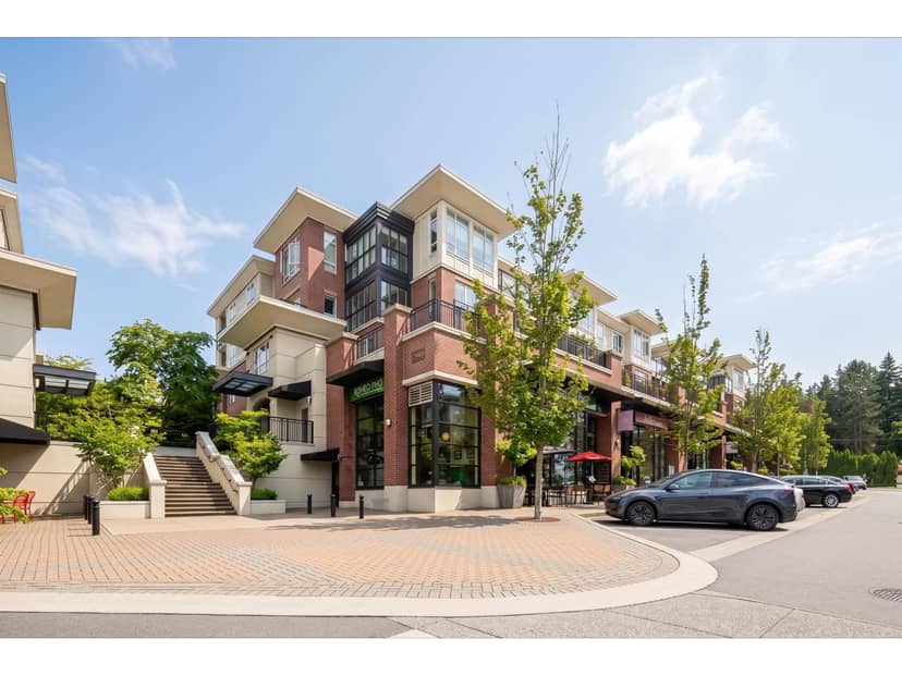 205 2940 KING GEORGE BOULEVARD, Surrey