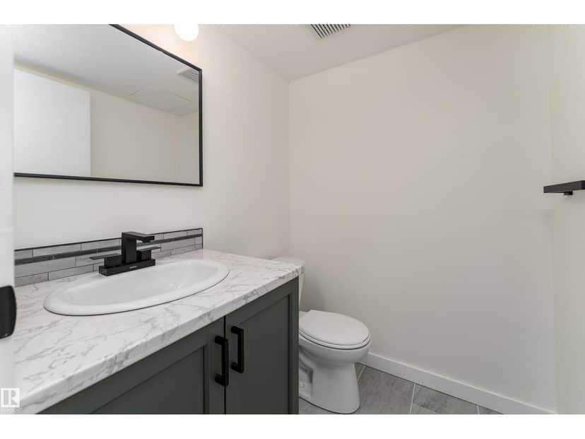#10 1415 62 ST NW — photo 13 of 40