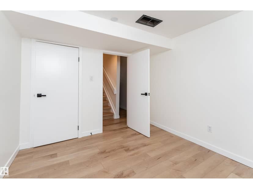 #10 1415 62 ST NW — photo 31 of 40