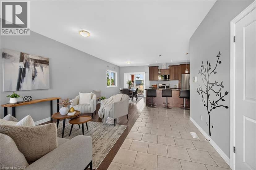 40 TRILLIUM Way — photo 4 of 40