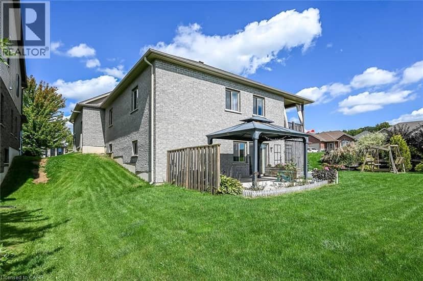 40 TRILLIUM Way — photo 38 of 40