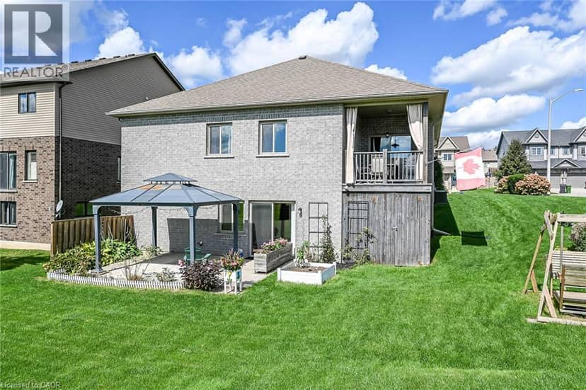 40 TRILLIUM Way — photo 36 of 40