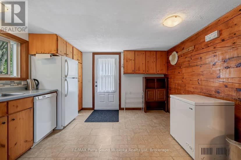 134 Johnston Road, Magnetawan, photo 4