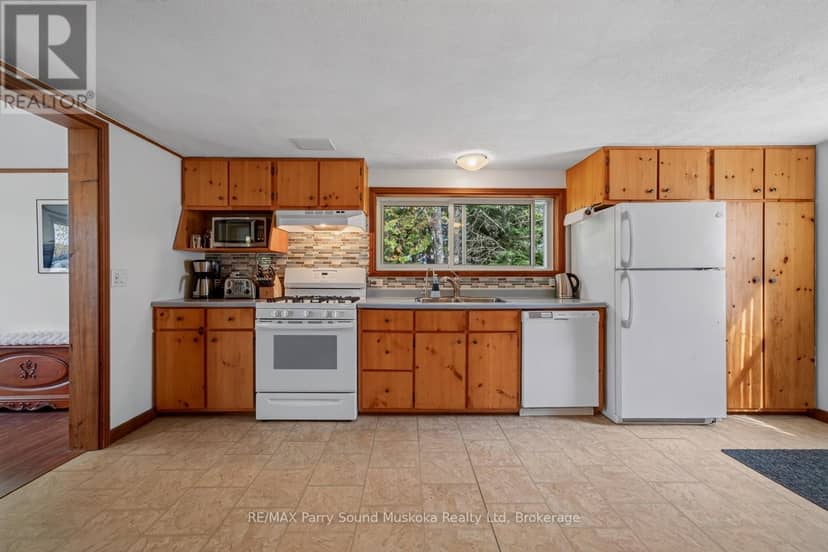 134 Johnston Road, Magnetawan, photo 7