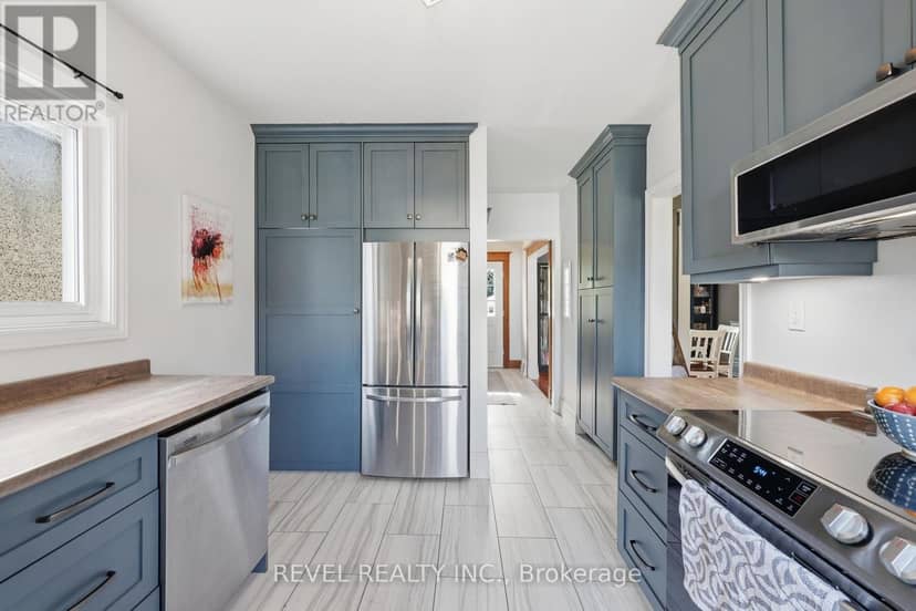52 Berryman Avenue — photo 13 of 38