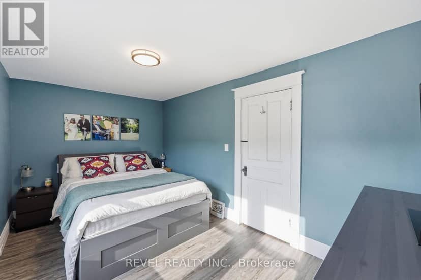 52 Berryman Avenue — photo 16 of 38