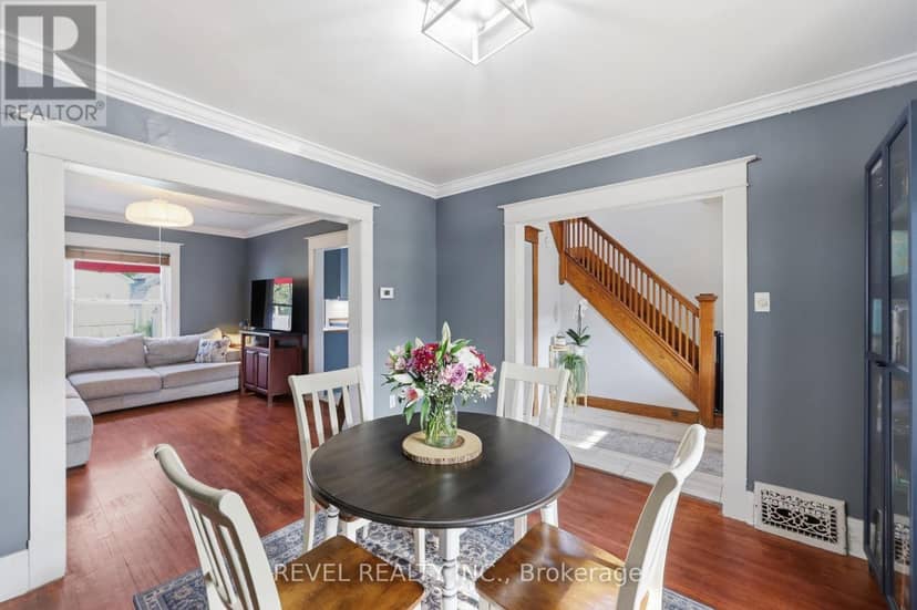52 Berryman Avenue — photo 7 of 38