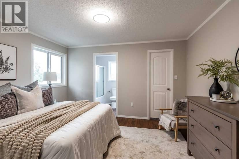 48 Chartwell Place SE — photo 22 of 40