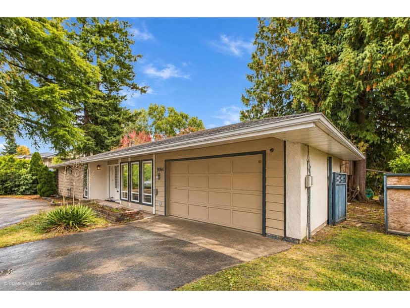9084 PRINCE CHARLES BOULEVARD, Surrey, photo 3