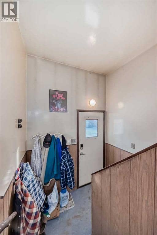 2622 42 Street SE — photo 31 of 40