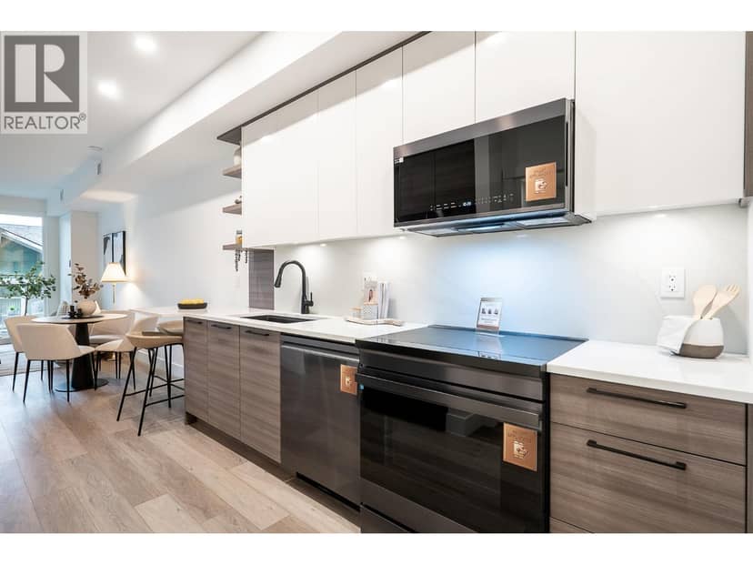 209 422 Lakewood Drive, Vancouver, photo 8