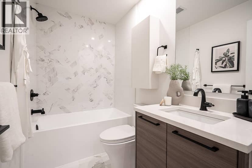 209 422 Lakewood Drive, Vancouver, photo 4