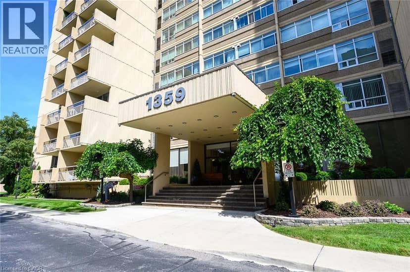 1359 WHITE OAKS Boulevard Unit# 205 — photo 32 of 38