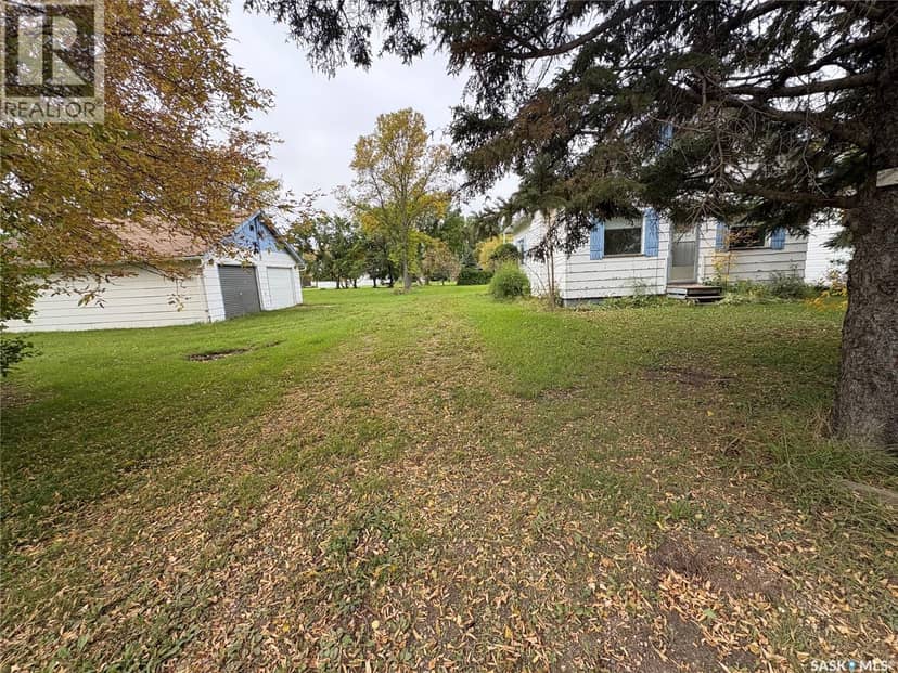 302 & 304 Livingstone Road — photo 1 of 16