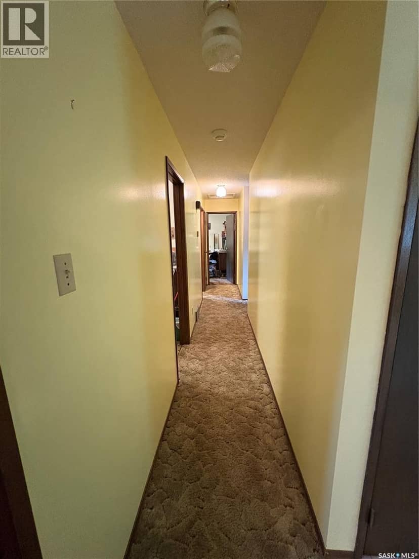 300 Livingstone Road — photo 8 of 24