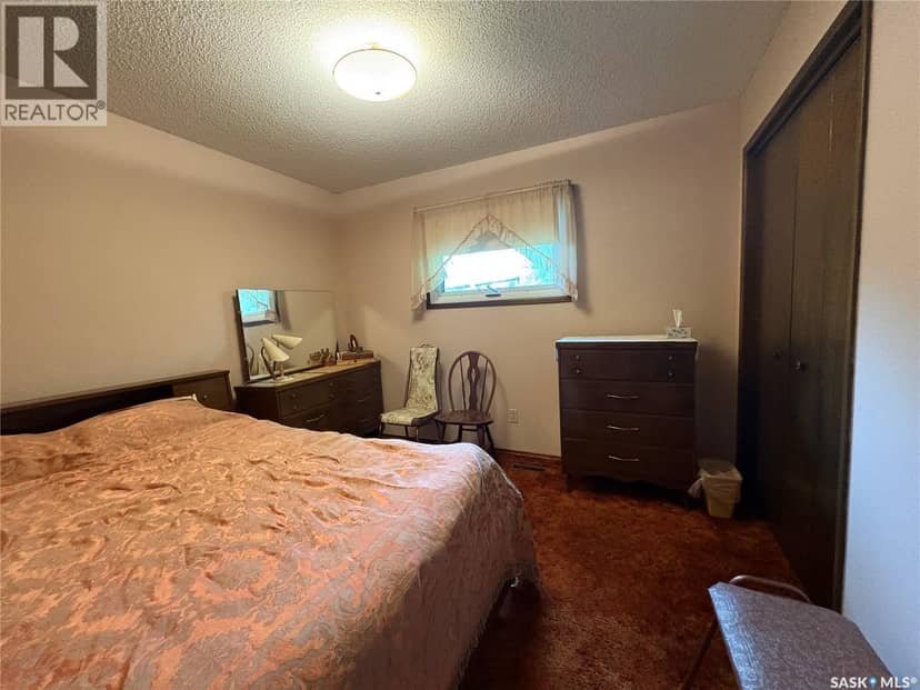 300 Livingstone Road — photo 9 of 24