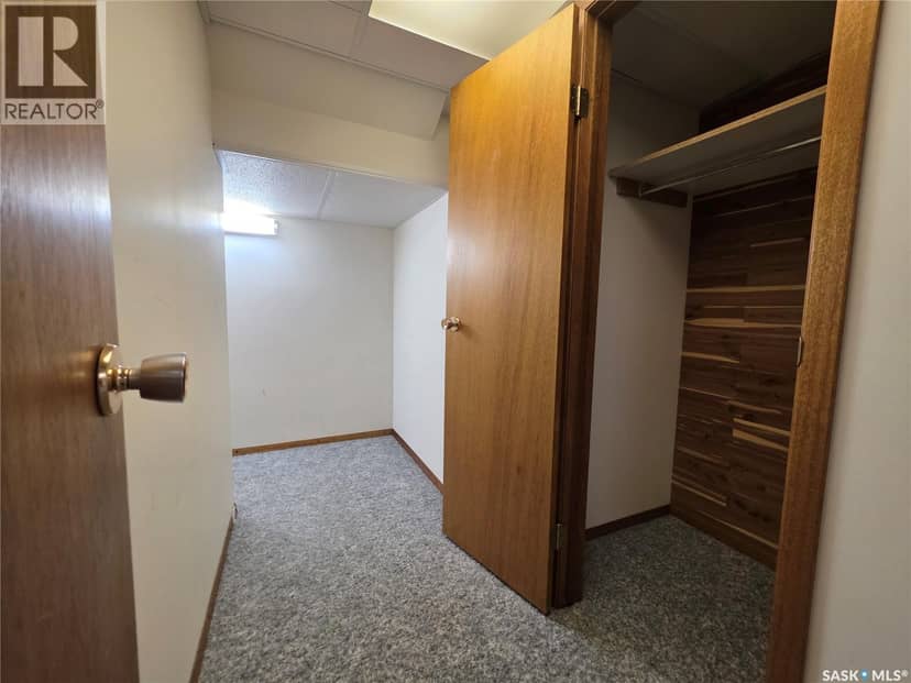 341 Allen DRIVE SW — photo 14 of 22