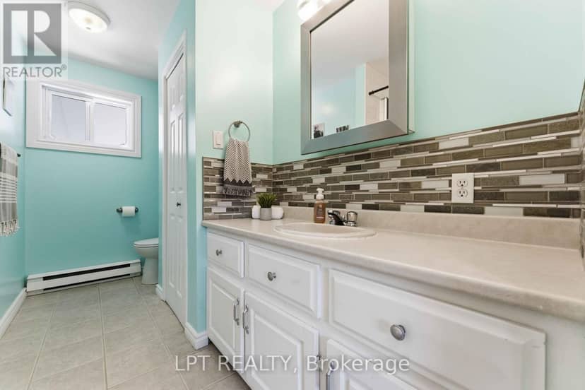 34 Fringewood Drive — photo 19 of 32