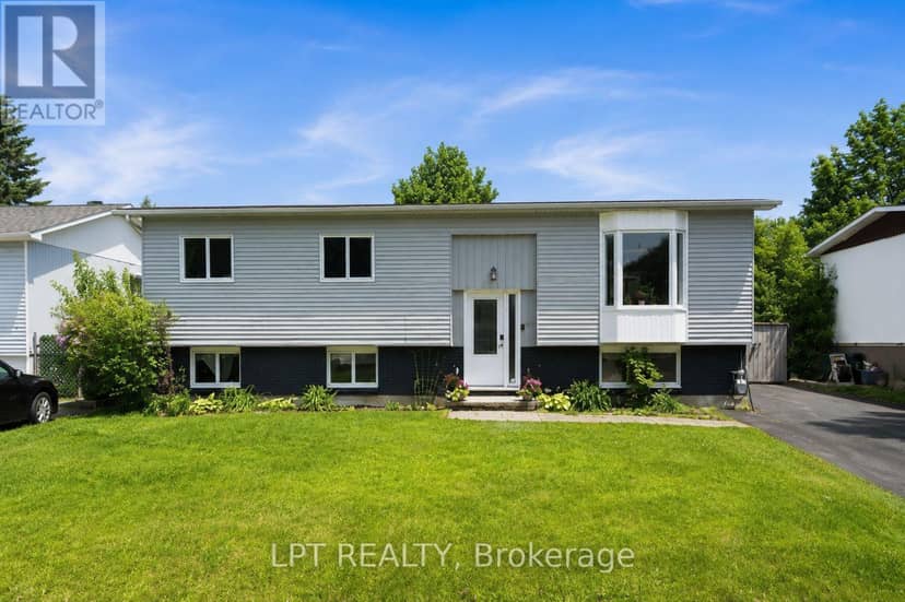 34 Fringewood Drive — photo 2 of 32