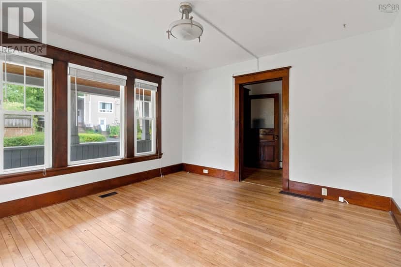 80, 82, 84 Osborne Street — photo 19 of 40